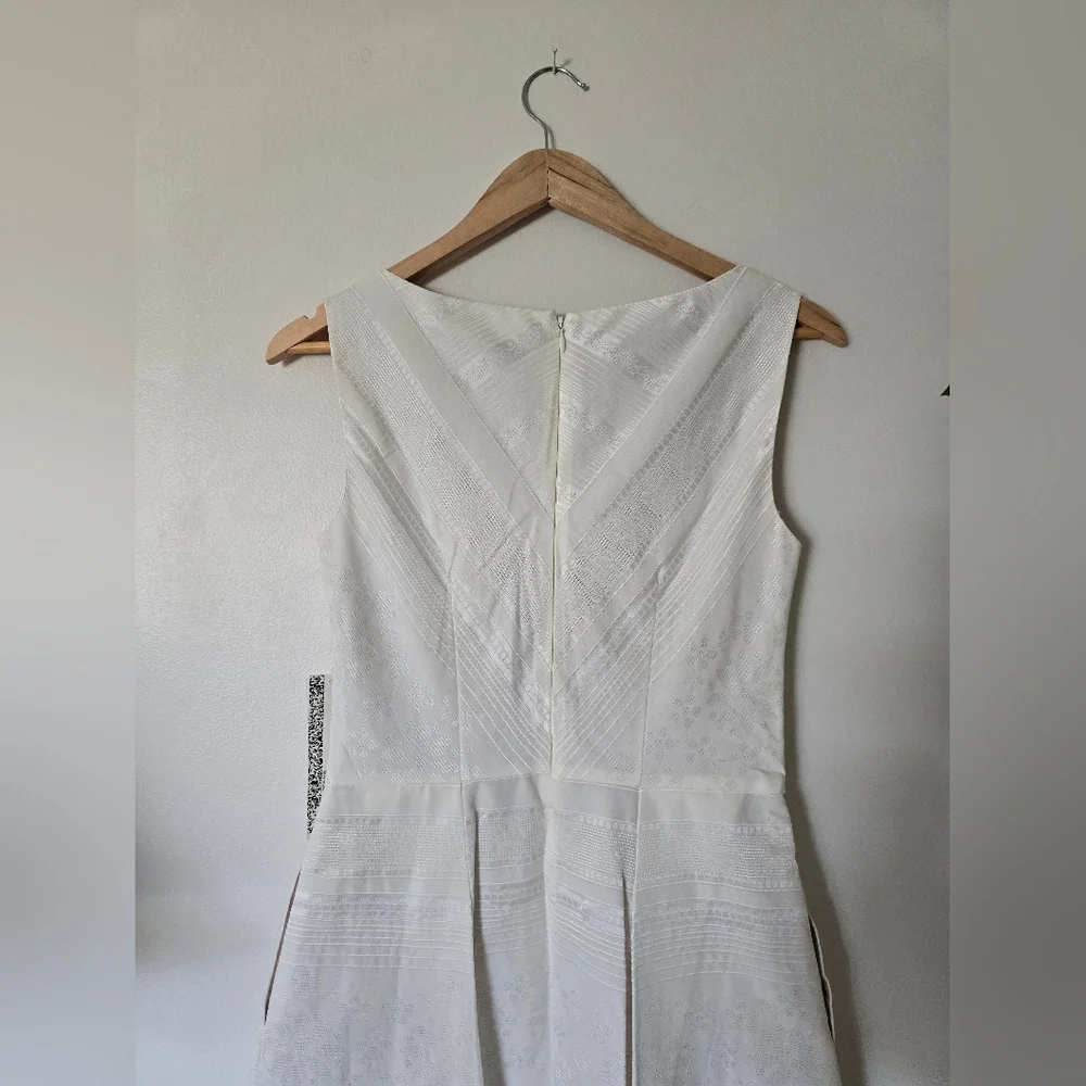 New Kay Unger New York Womens Size 6 A Line V Neck Short Ivory Sleeveless Dress - Picture 7 of 16